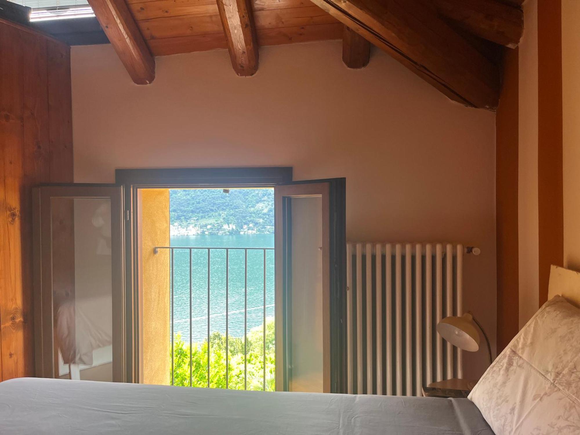 Casa Vacanza Castagna Nesso Exteriör bild