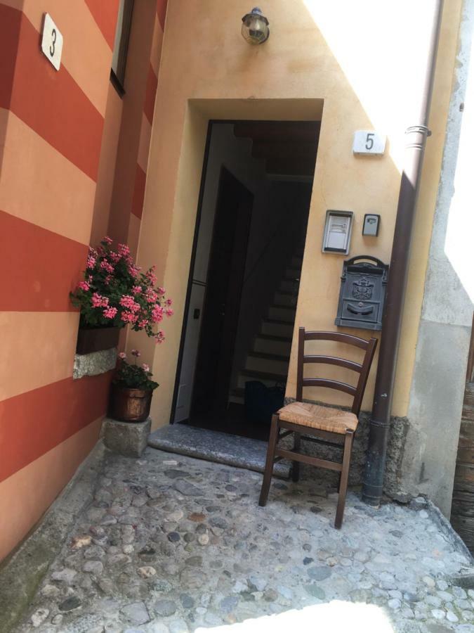 Casa Vacanza Castagna Nesso Exteriör bild